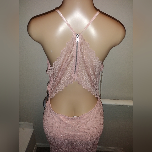 Emerald Sundae Pink Lace sparkling dress - Picture 12 of 12